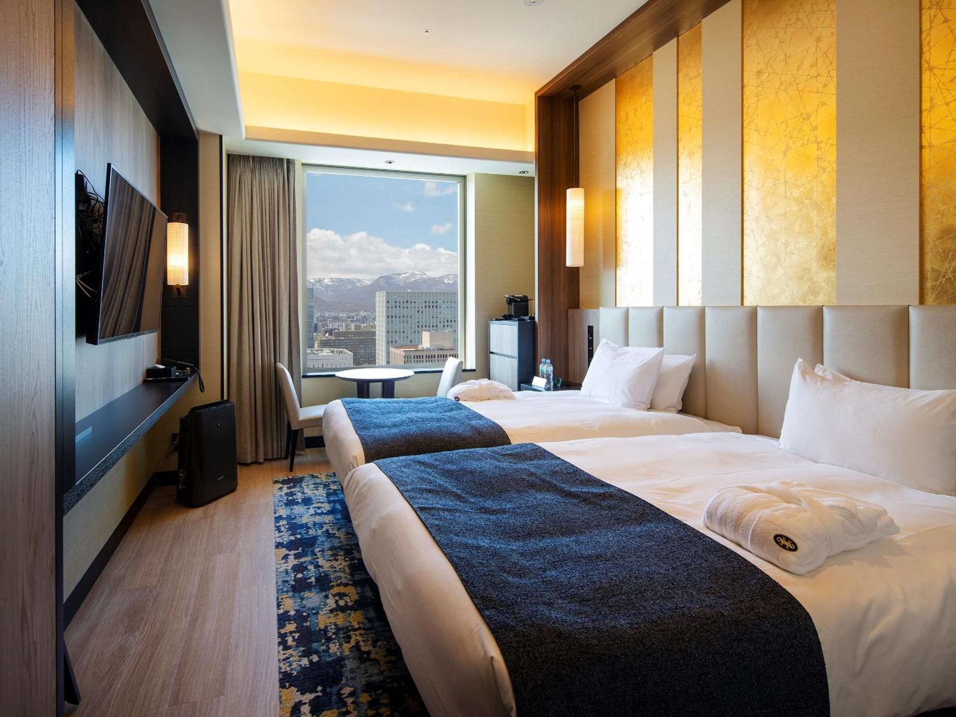 22nd High Premium Floor Standard Twin Room - Non-Smoking