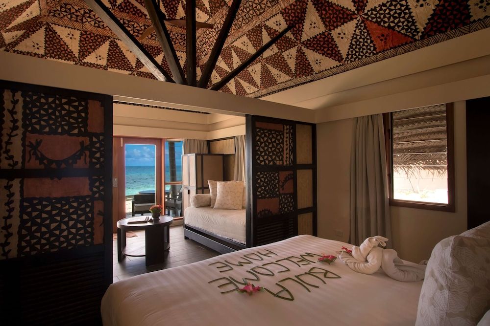Castaway Island Fiji Room (South Beach Bure)