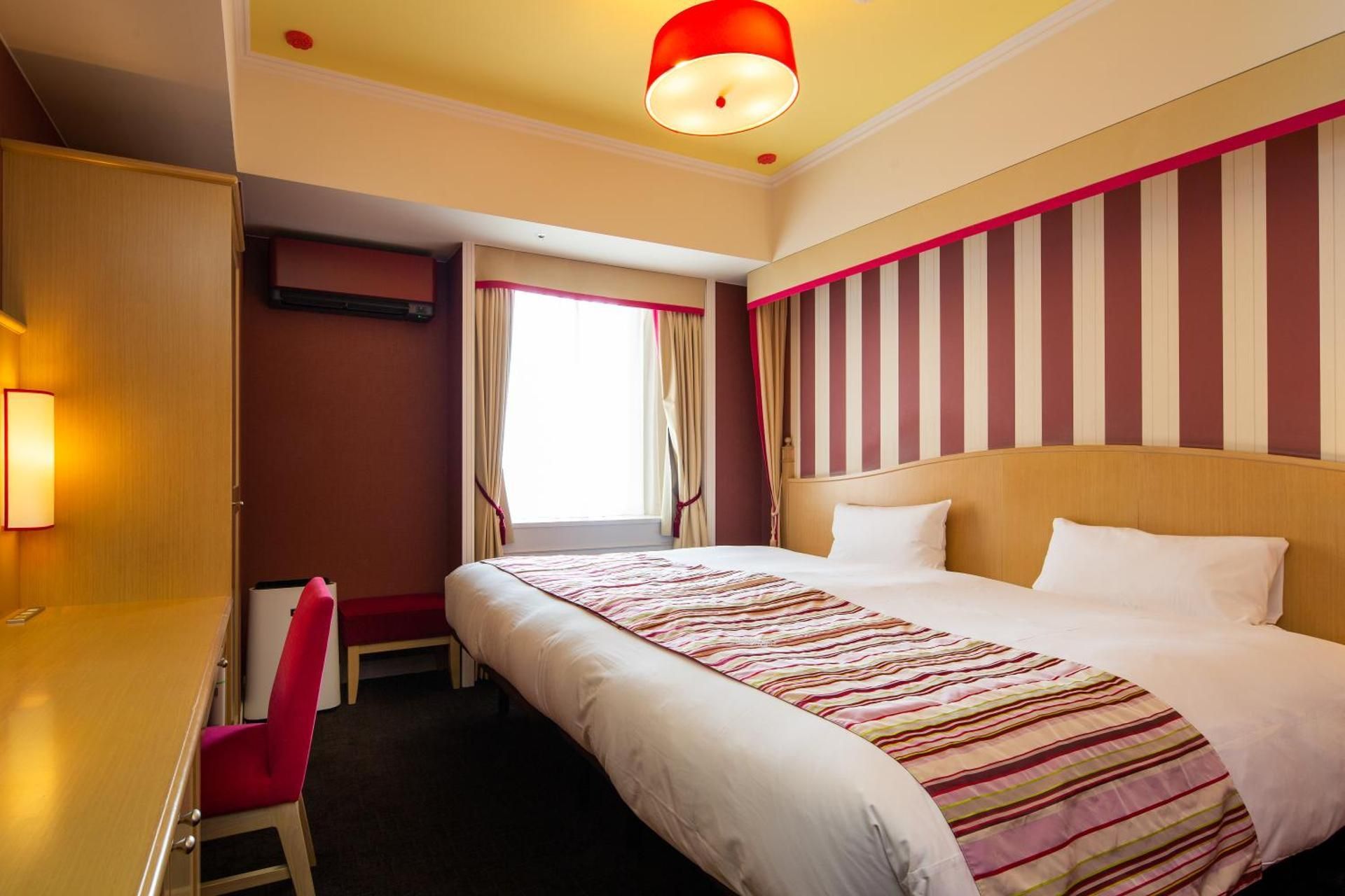 King Room - Non-Smoking