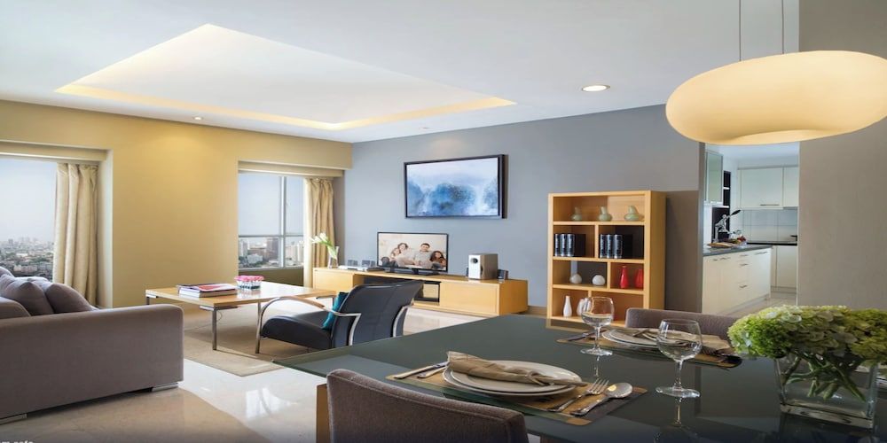 undefined Somerset Berlian Jakarta 9