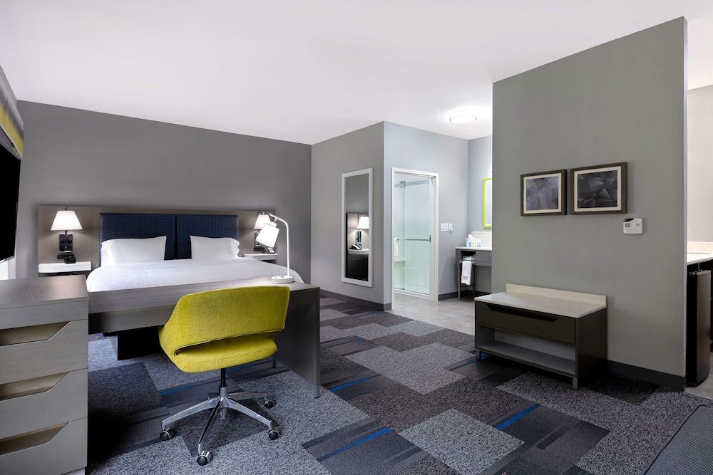 One Room King Studio Suite NonSmoking