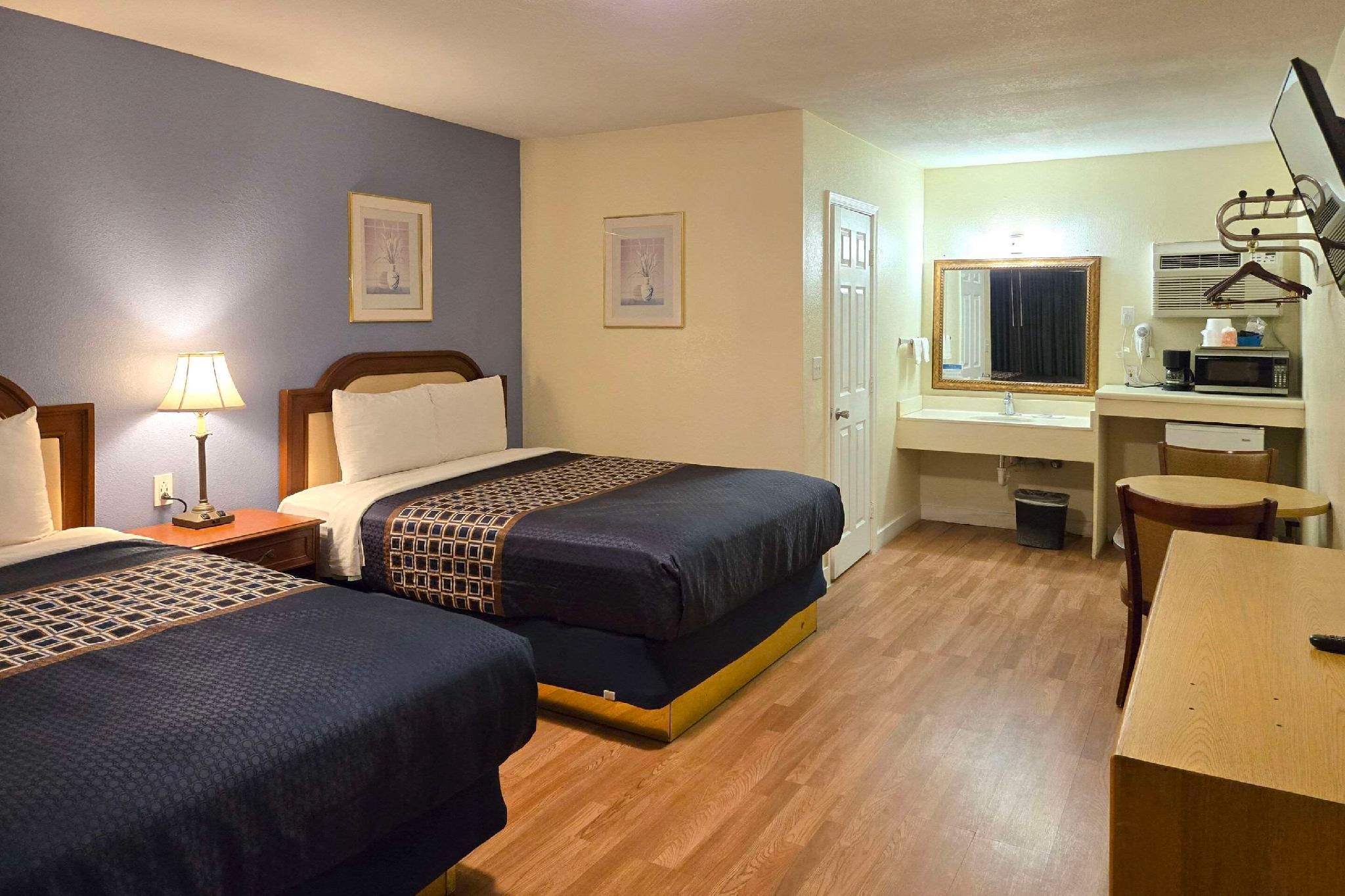 2 Queen Beds, Nonsmoking