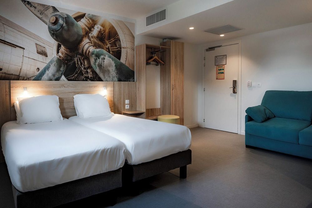 Kyriad Annemasse - Genève Superior Room, Multiple Beds 2