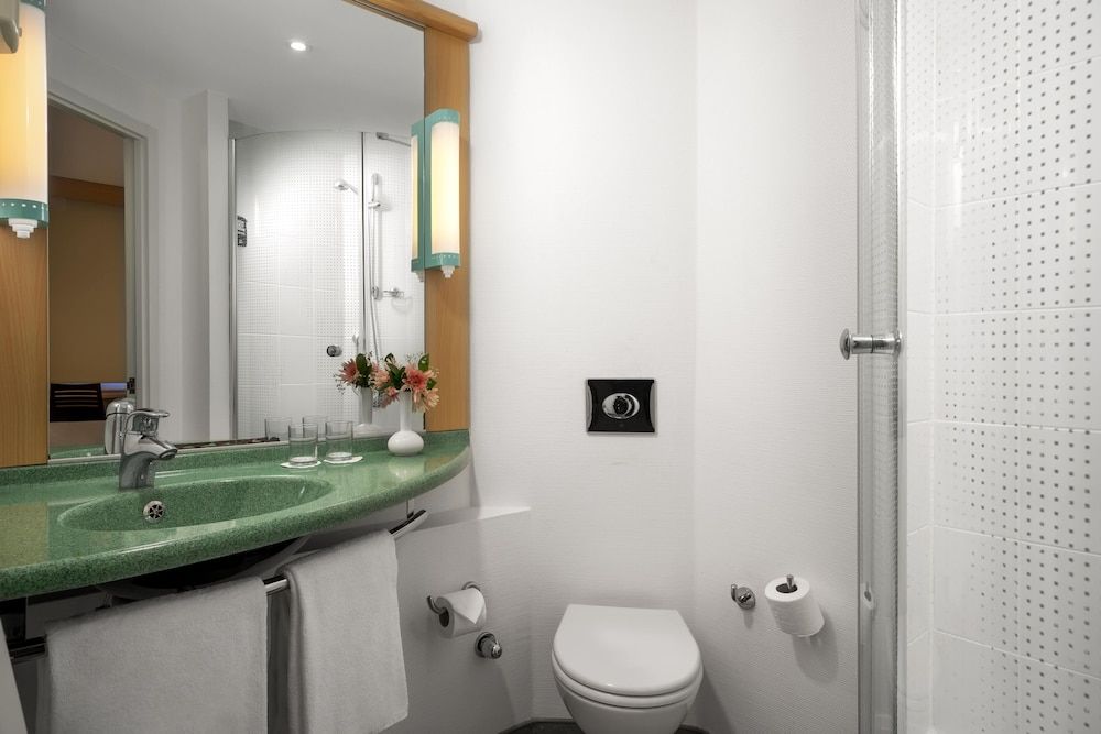 undefined Ibis Istanbul Zeytinburnu