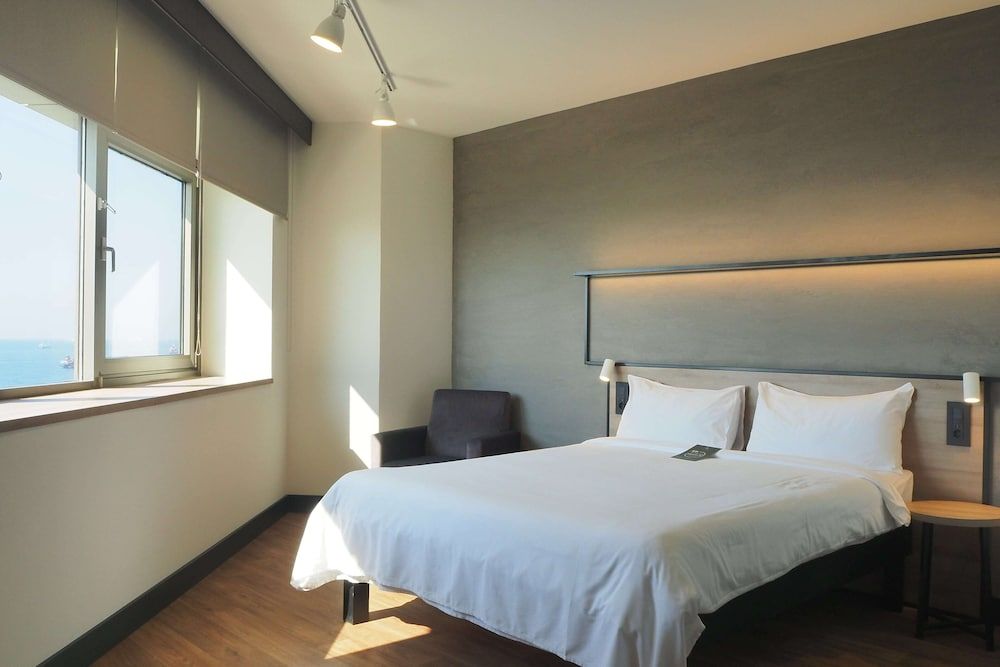 Premium Room, 1 Double Bed, Sea View