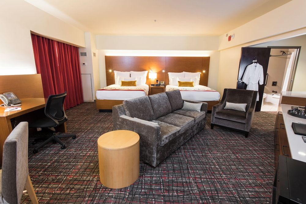 Hard Rock Hotel and Casino Tulsa Suite, 2 Double Beds, Tower (Cherokee) 2