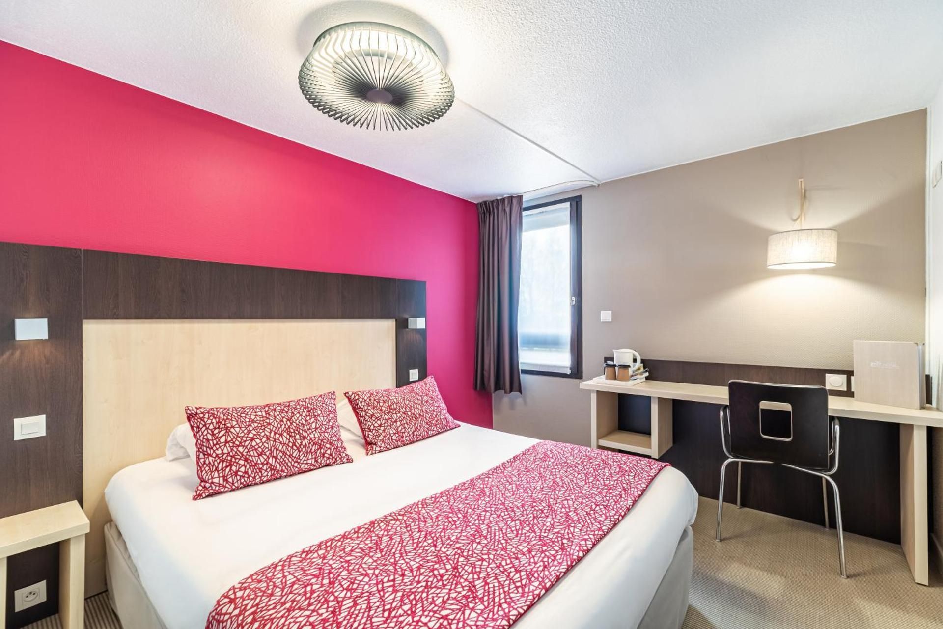 Standard - 1 Double Bed