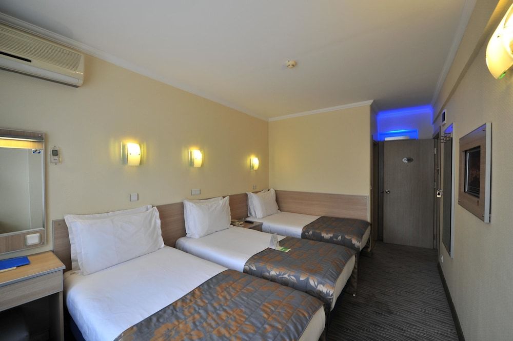 undefined Hotel Olimpiyat 4