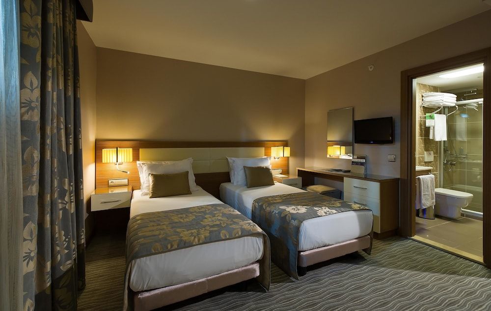 undefined Hotel Olimpiyat 3