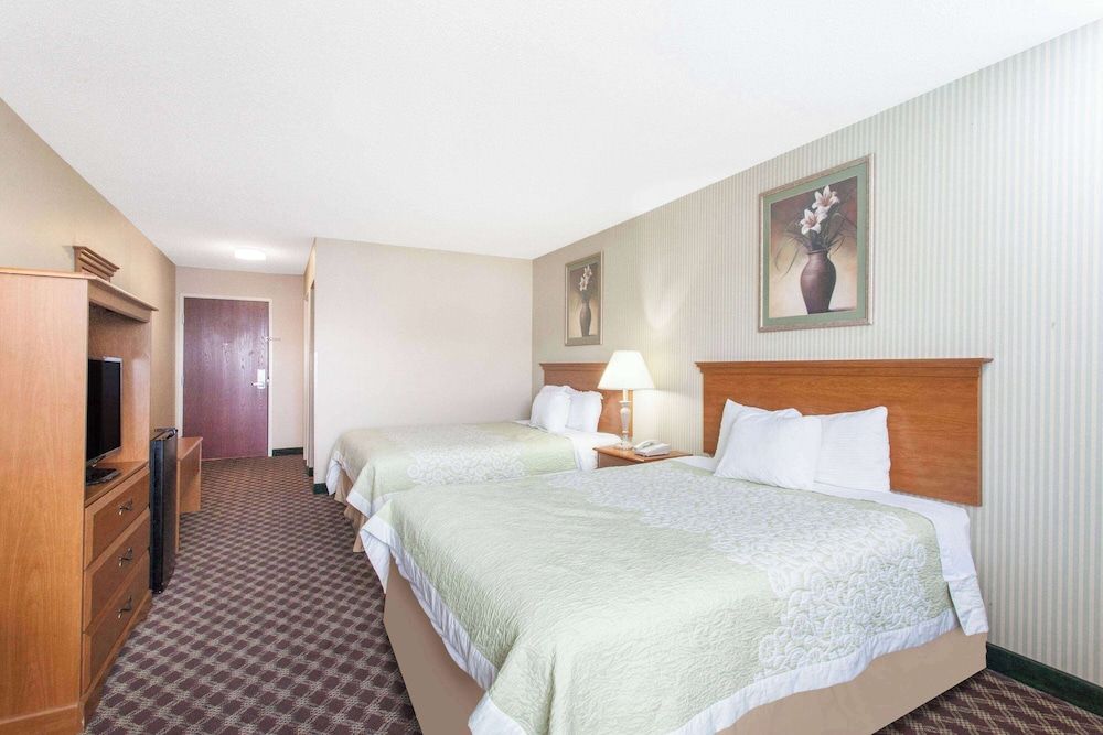 Room, 2 Queen Beds, Accessible, Non Smoking