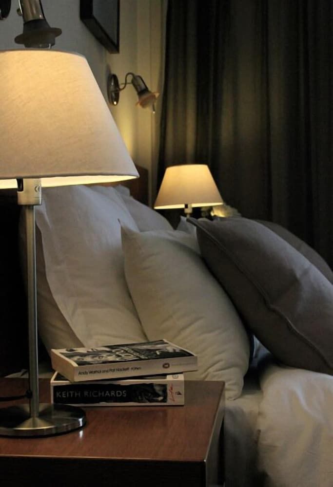 Achillion Hotel Double or Twin Room 7