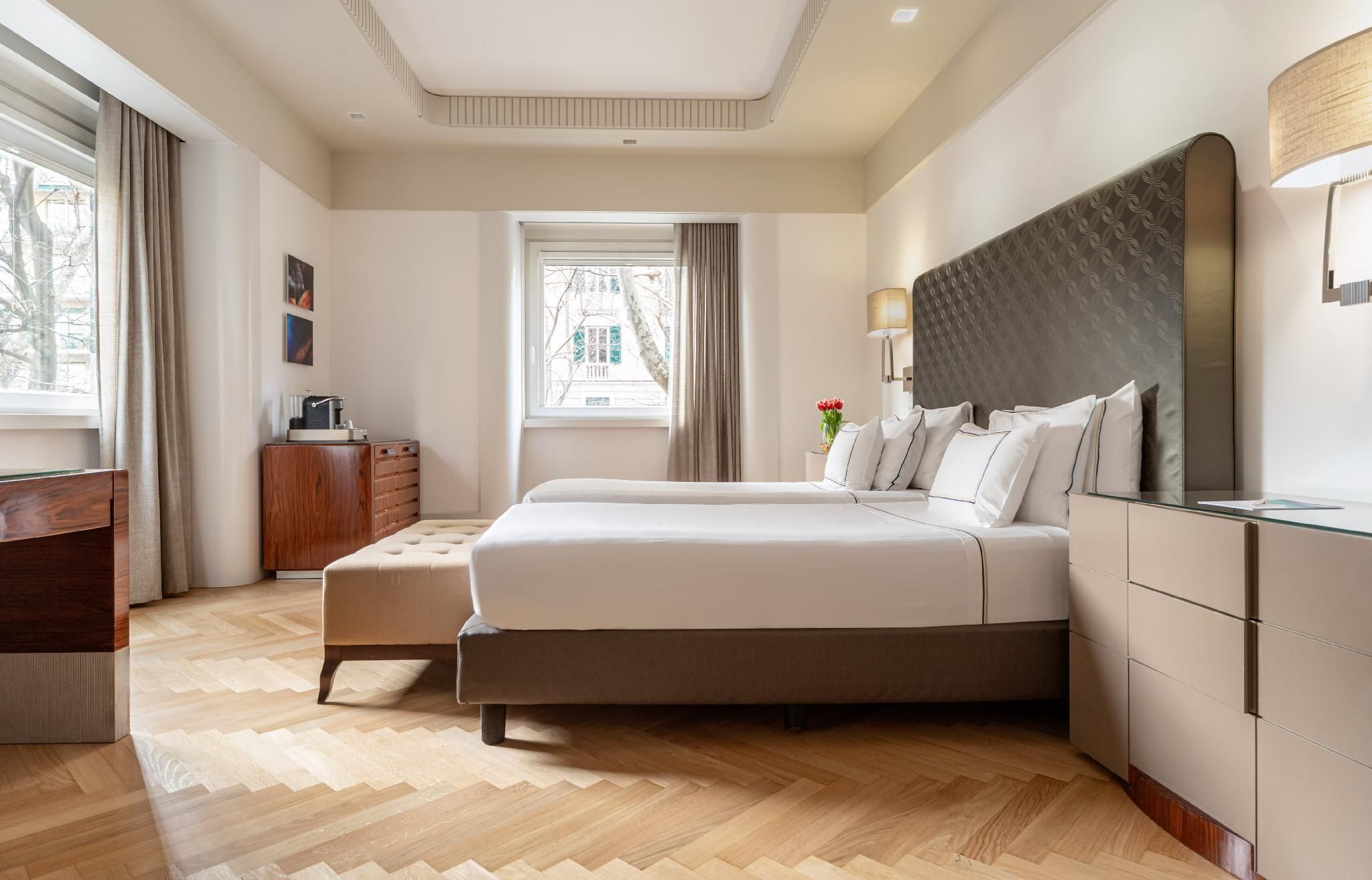 Melia Genova Hotel Junior Suite 2