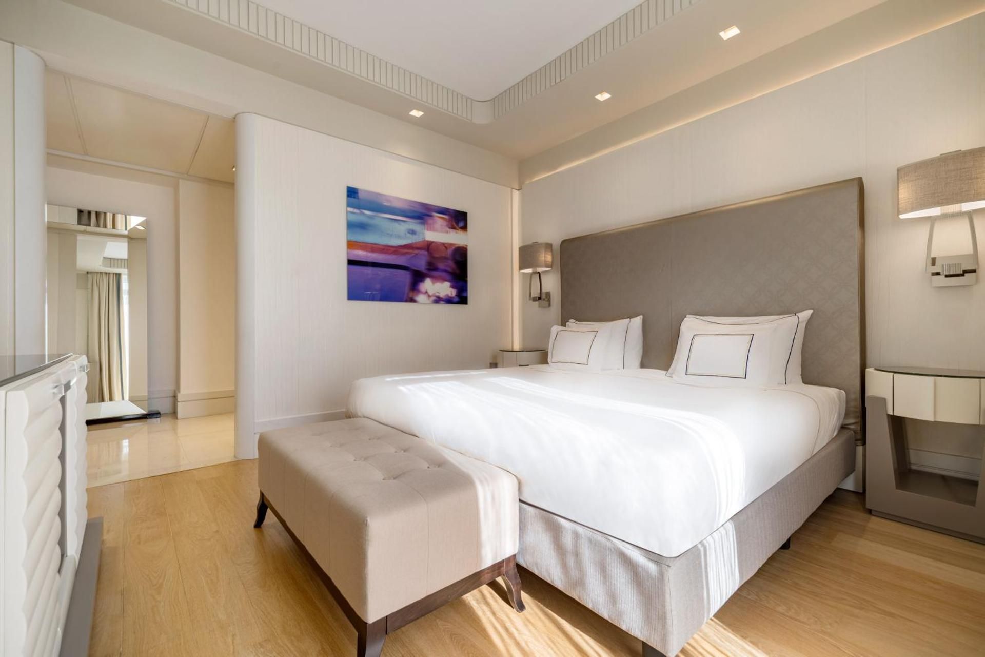 Melia Genova Hotel Presidential Suite with Terrace