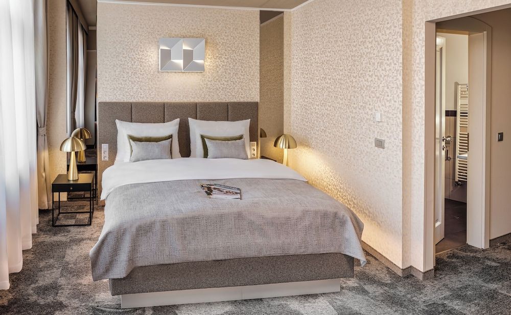 Maestro by Adrez Deluxe Room