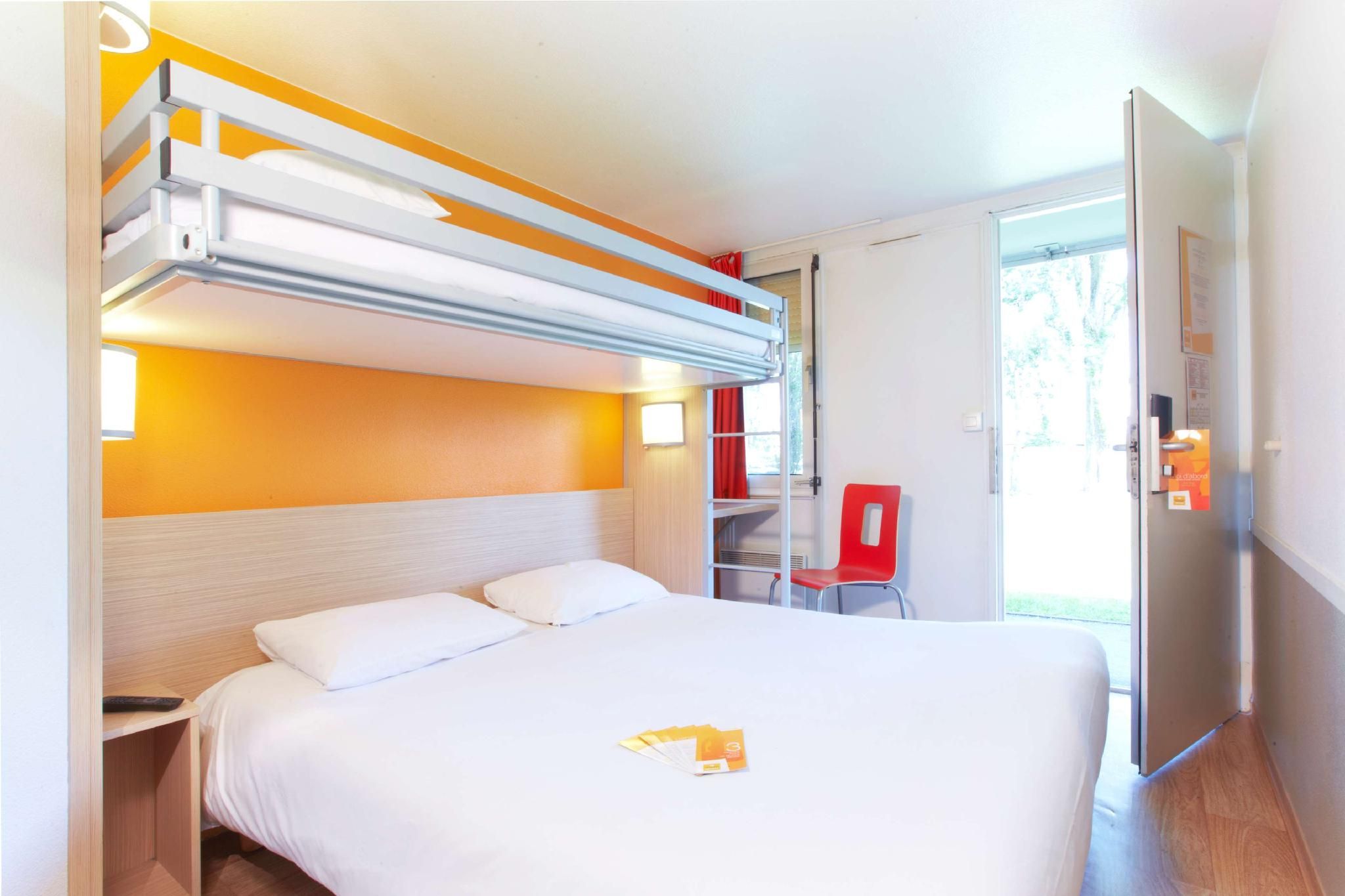 Triple Room - 3 Single Beds