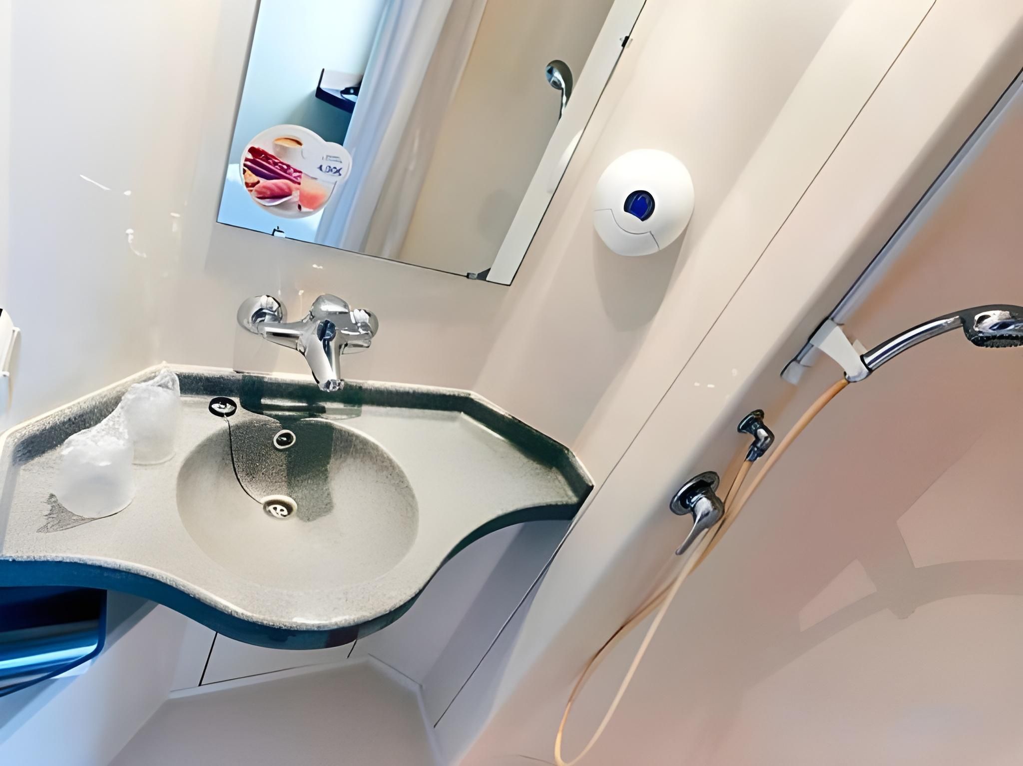 Premiere Classe Dreux Standard Room - 1 Double Bed 2