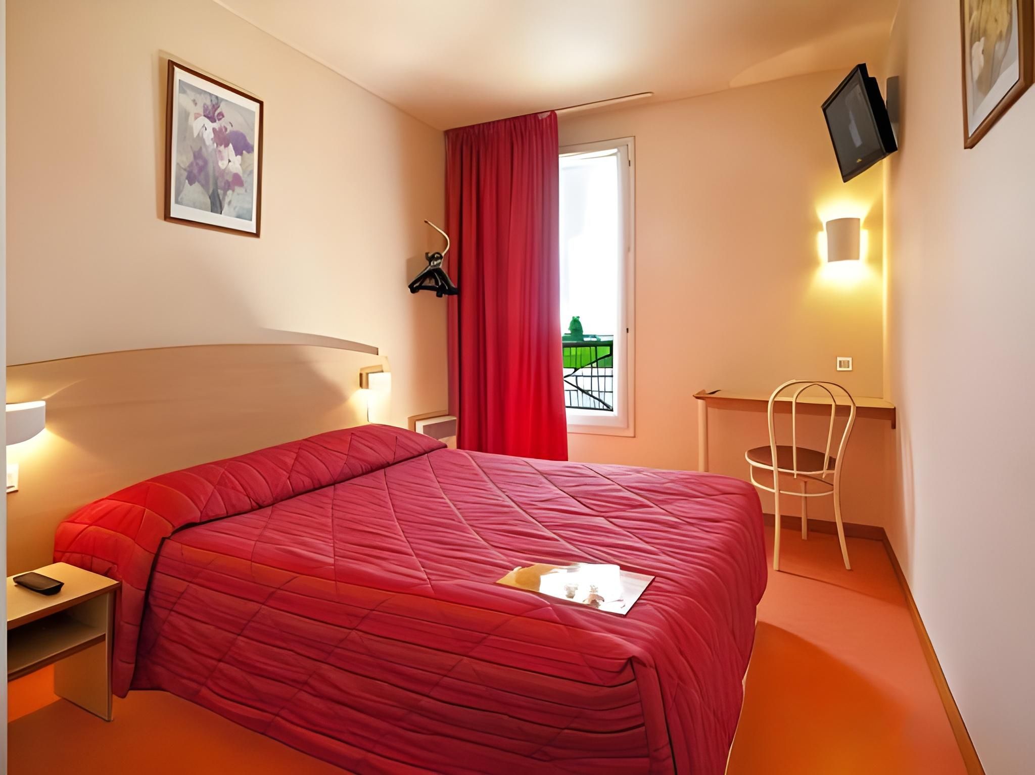 Premiere Classe Dreux Standard Room - 1 Double Bed