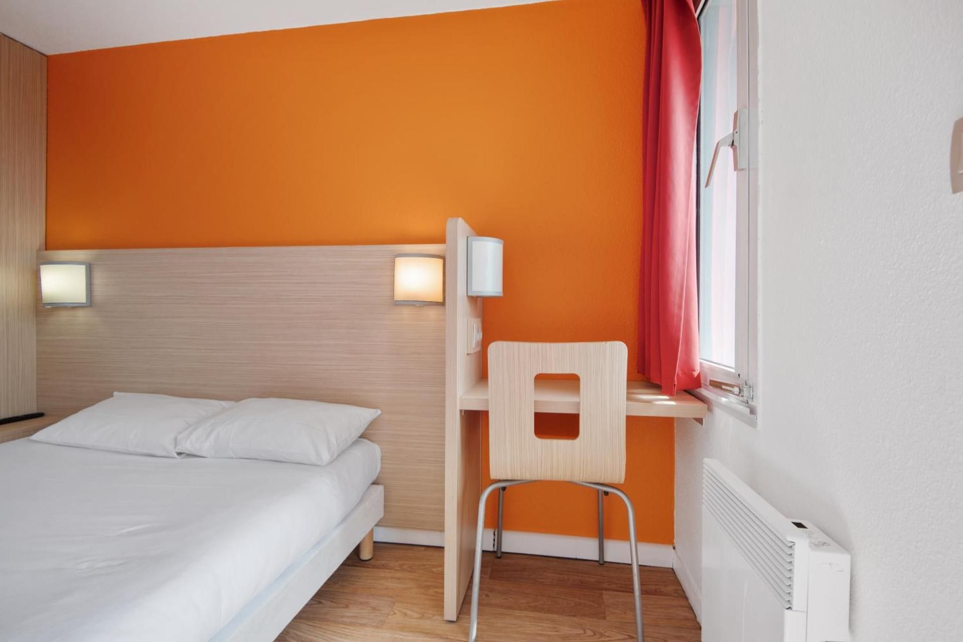 1 Double Bed
