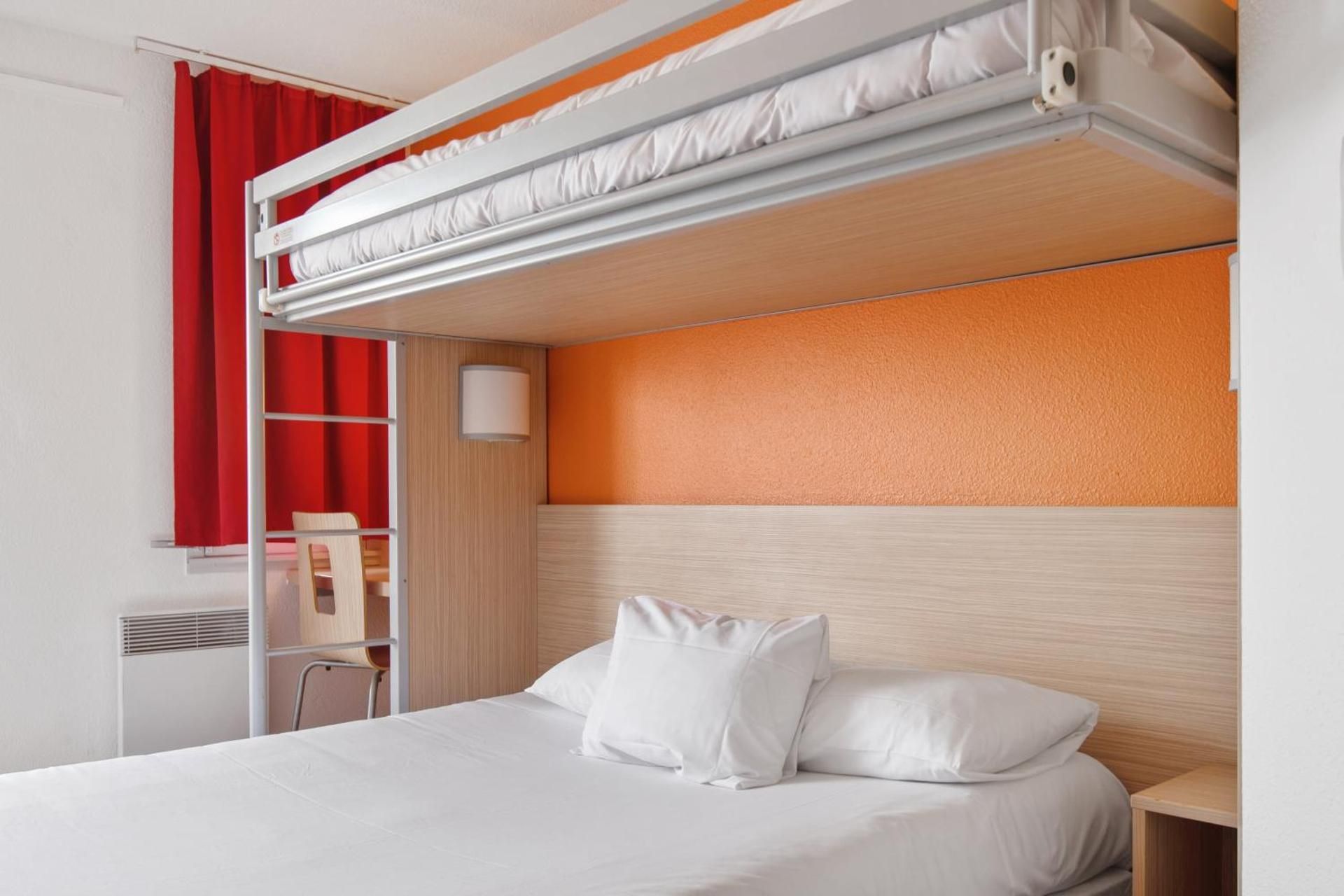 Triple Room - 3 Single Beds