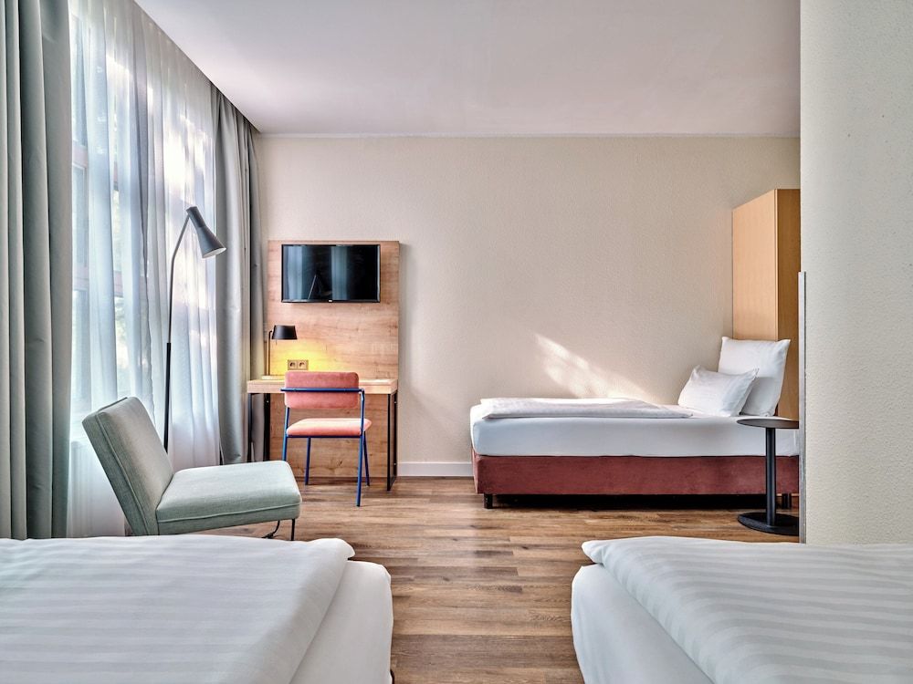 Garner Hotel Berlin - Schöneberg by IHG Premium Room 4