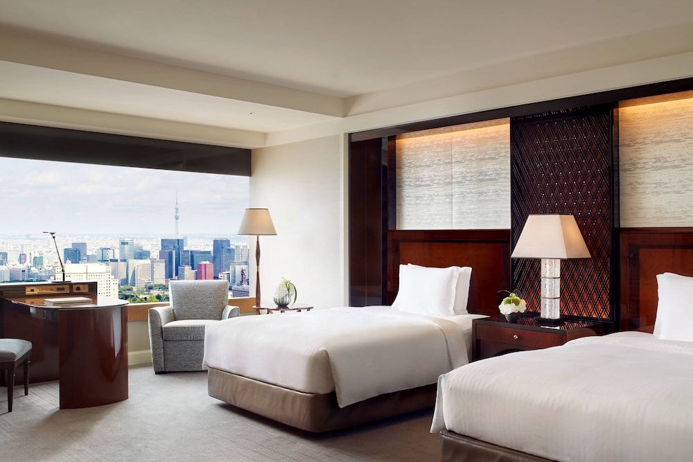 The Ritz-Carlton, Tokyo Deluxe Room, 2 Queen Beds