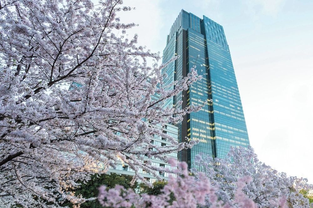 undefined The Ritz-Carlton, Tokyo 2