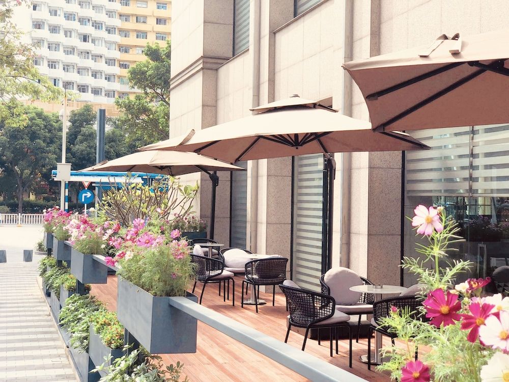 undefined Grand Skylight Hotel Shenzhen 2