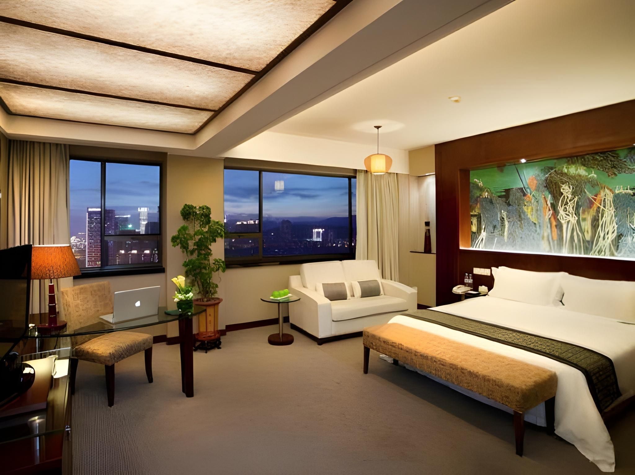 Deluxe Executive Room