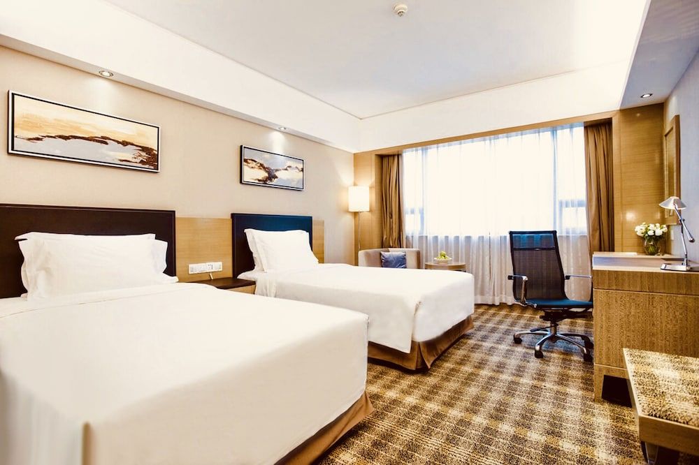 undefined Grand Skylight Hotel Shenzhen 4