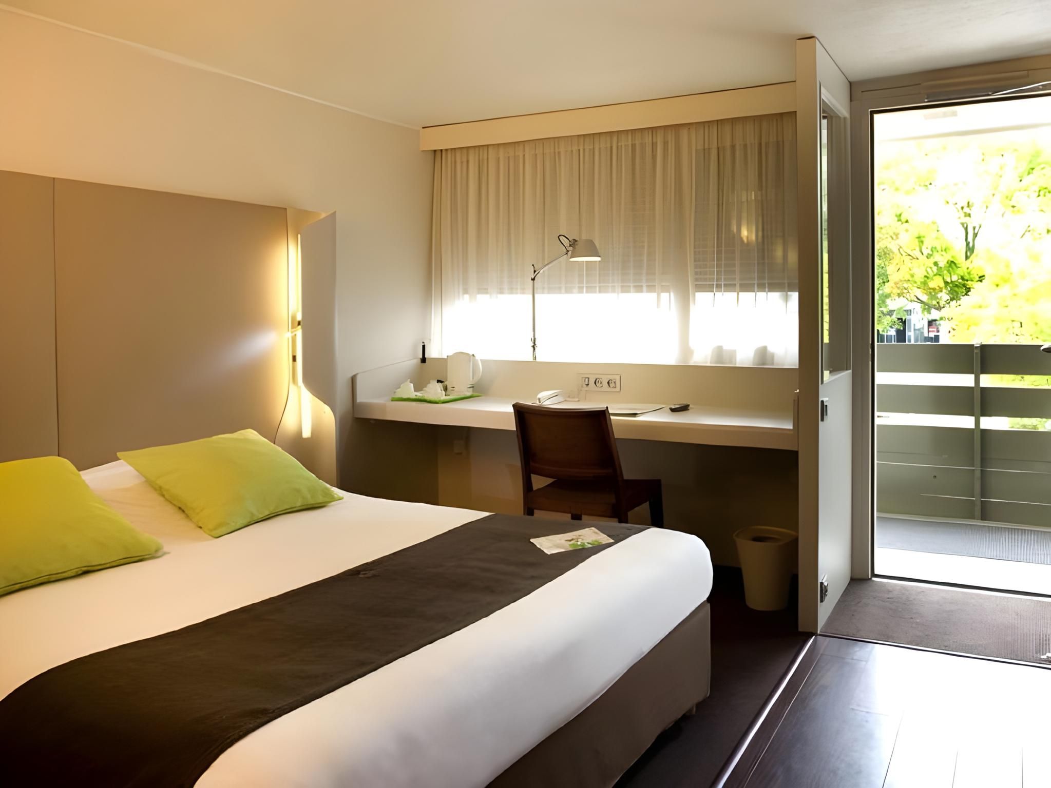1 Double Bed