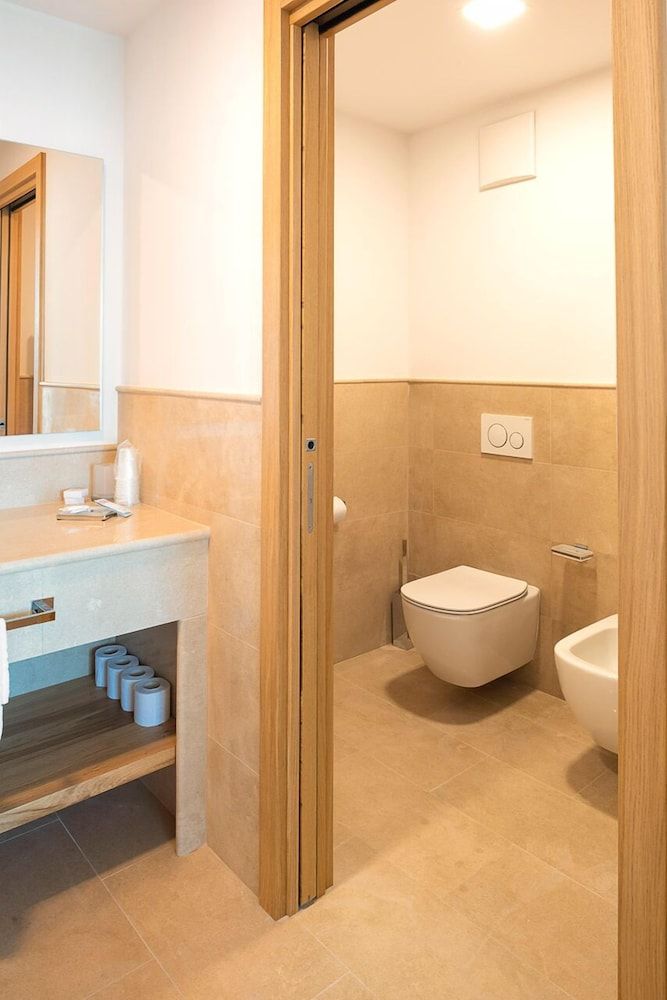 Golf Hotel Ca' degli Ulivi Suite, Pool Access, Lake View 25