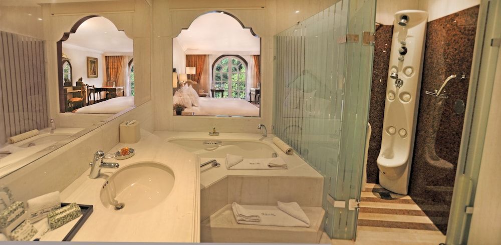 undefined The Green Park Hotel 10