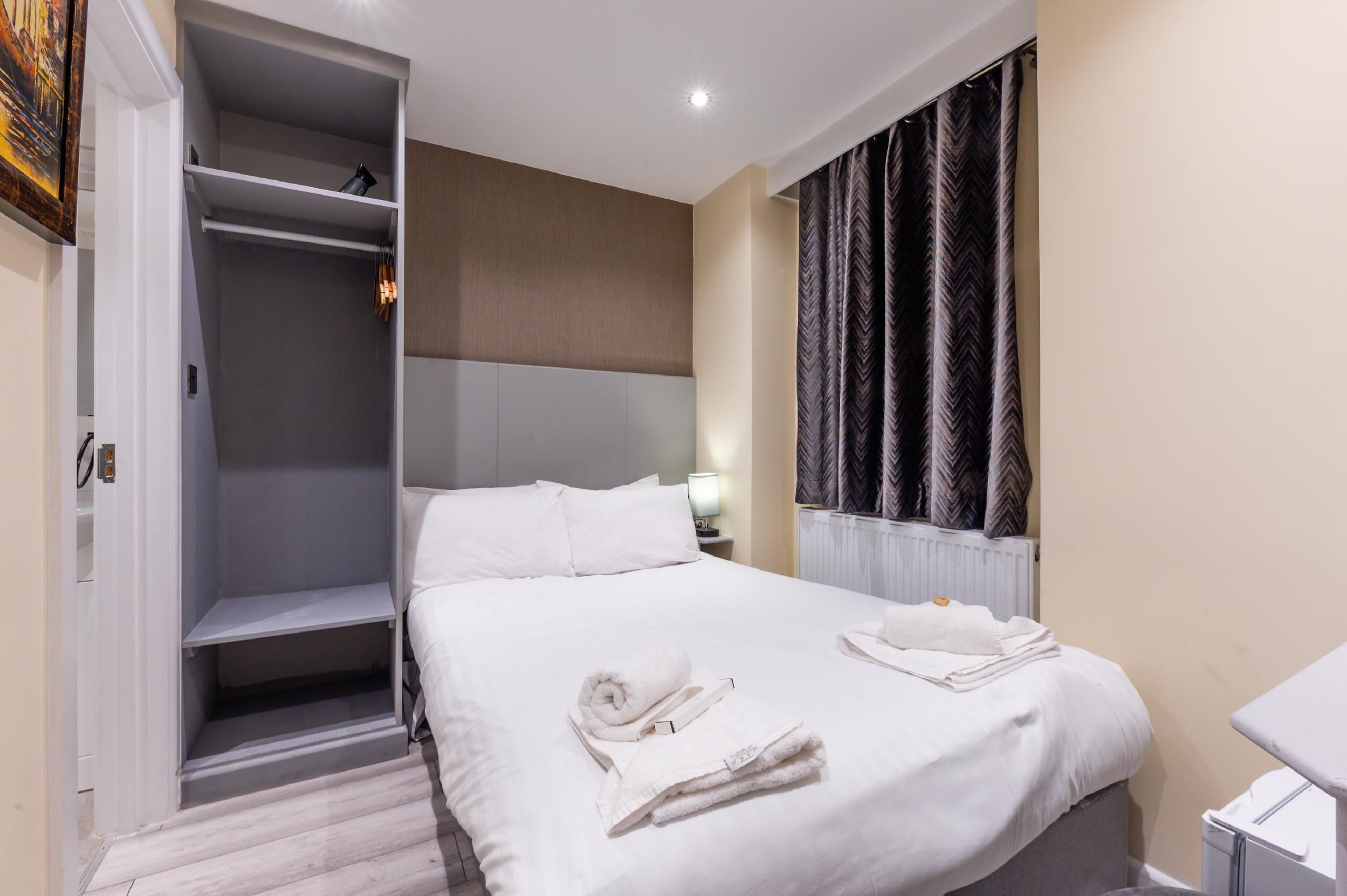 Luxury-Small-Double room-Ensuite