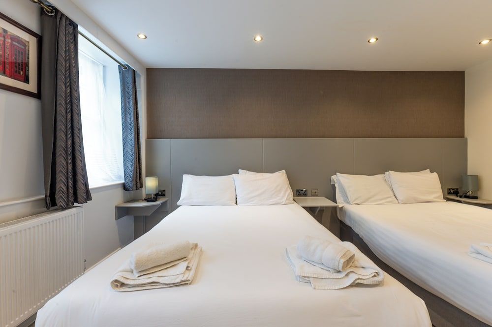 undefined Belmont Hotel 9