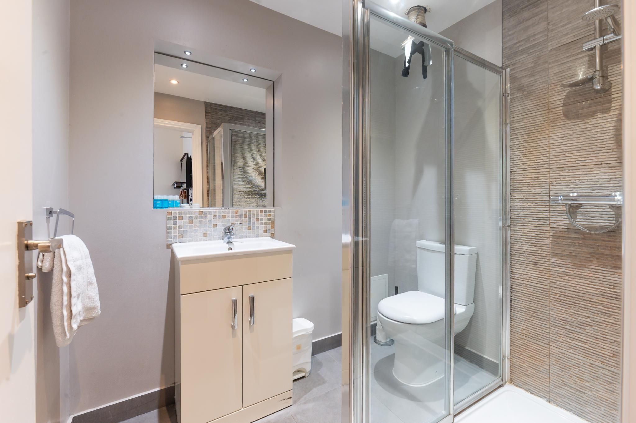 undefined Belmont Hotel 7