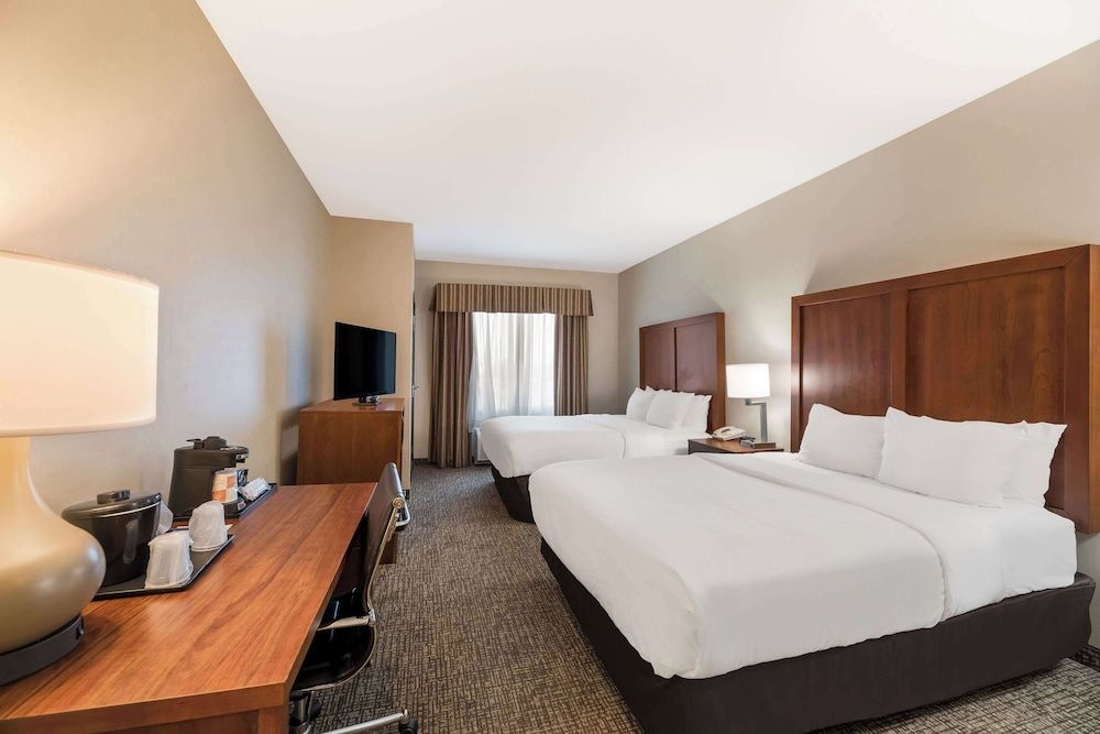undefined Comfort Inn & Suites Las Vegas - Nellis