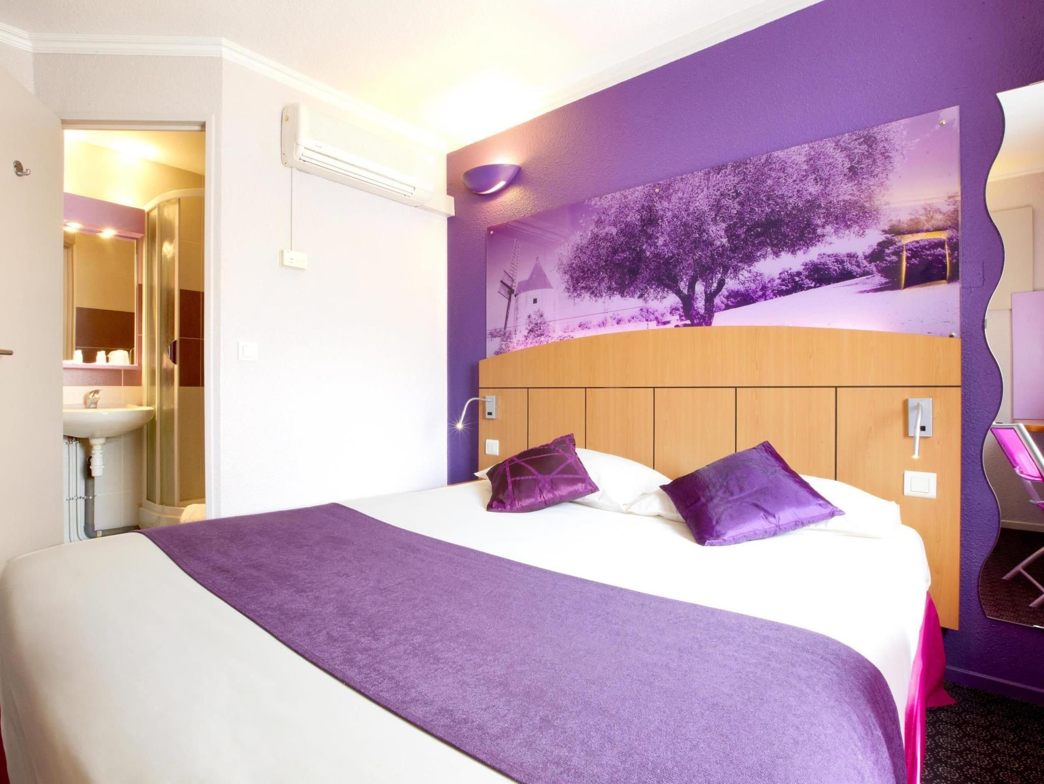 Kyriad Direct Arles Standard Room - 1 Double Bed 2