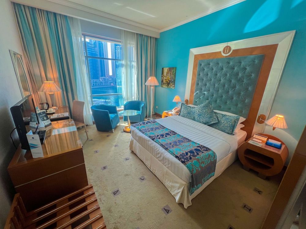 Marina Byblos Hotel Deluxe Room, 1 King Bed, Marina View 2