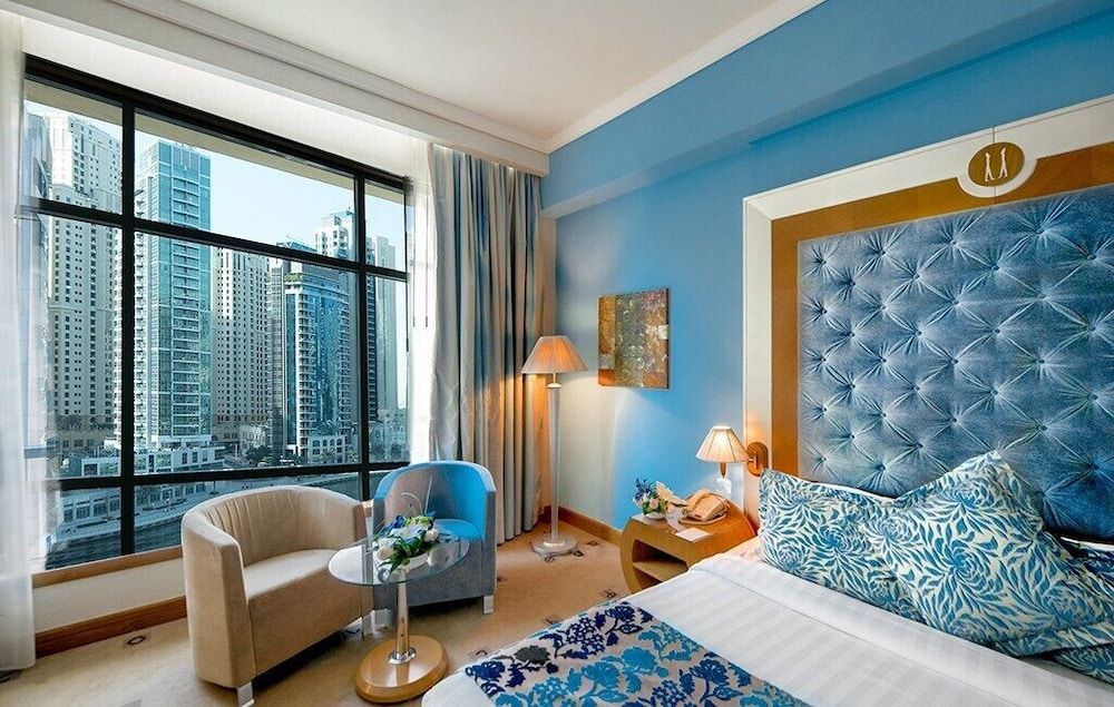 Marina Byblos Hotel Deluxe Room, 1 King Bed, Marina View 4