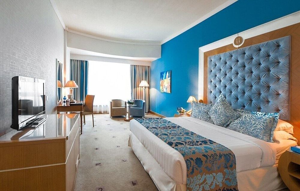 Marina Byblos Hotel Executive Room, Smoking 5