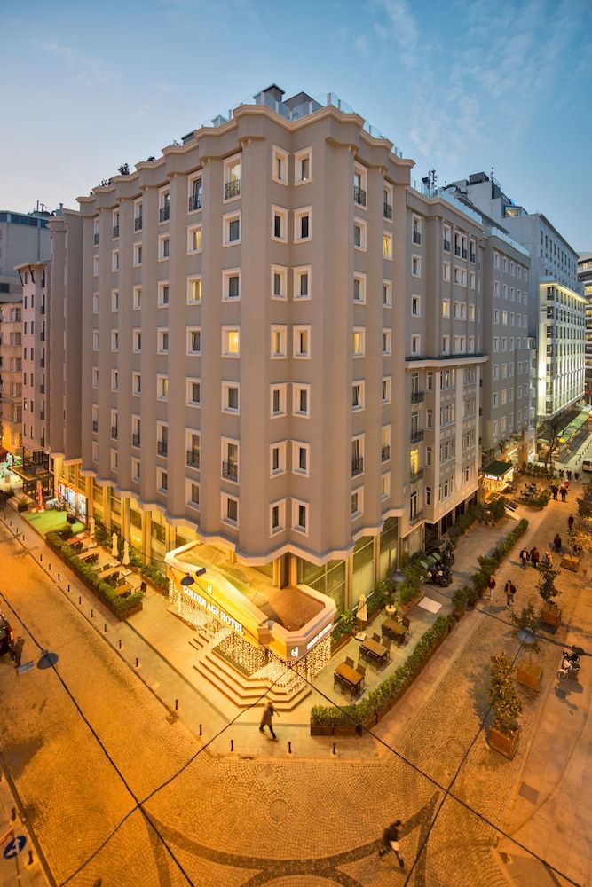 undefined Golden Age Hotel Taksim 4