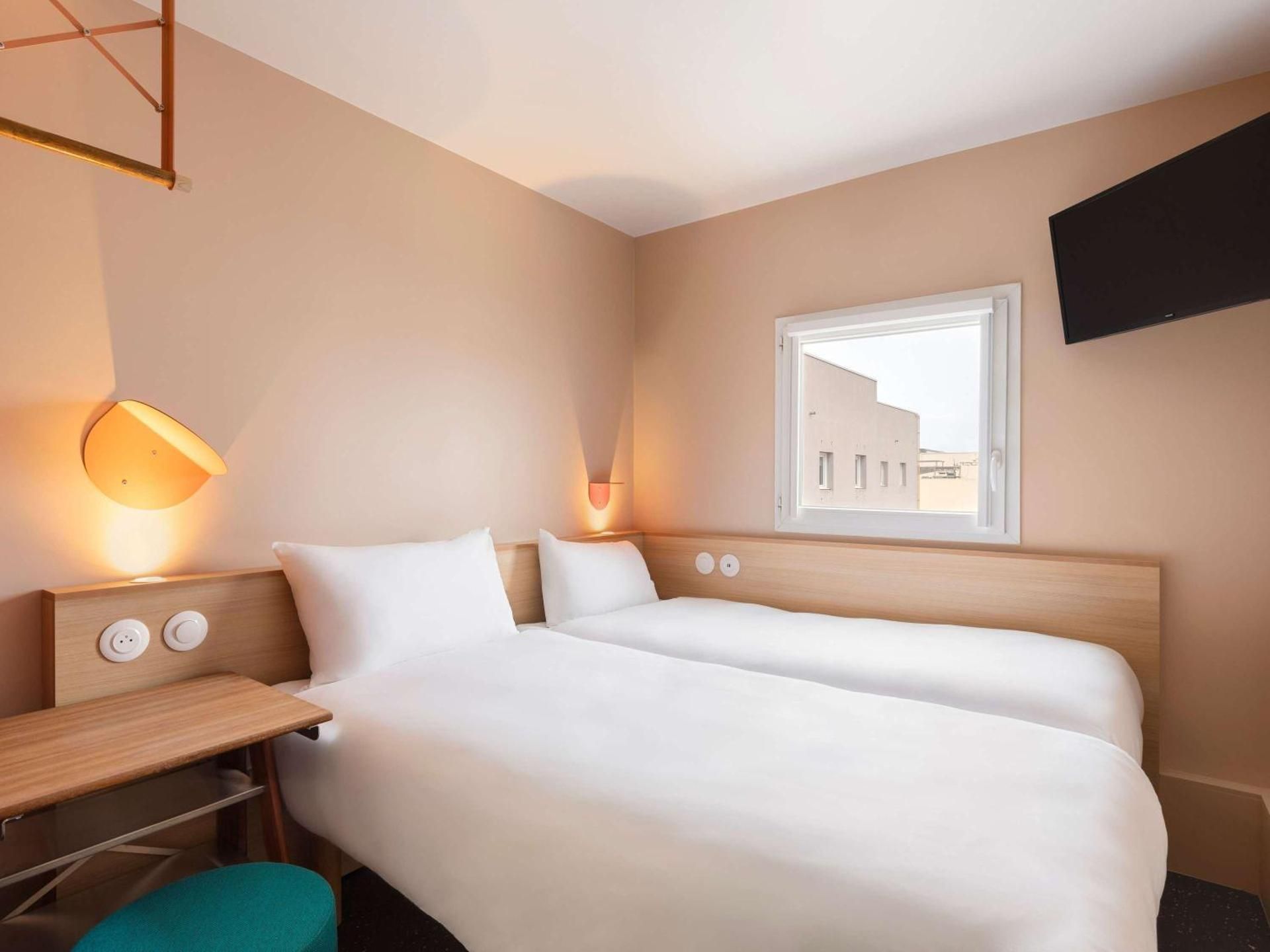 Family Suite - Two Connecting Twin Rooms