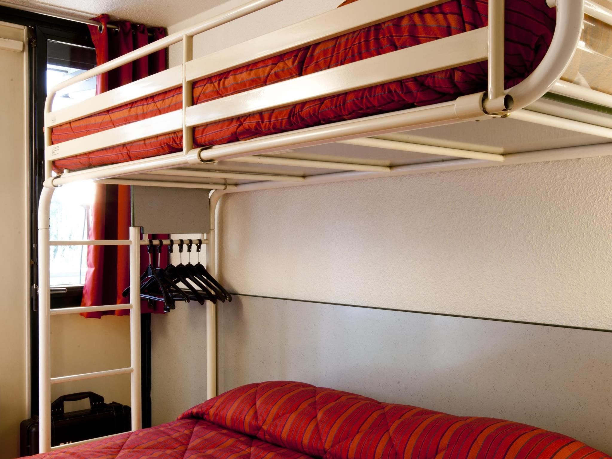 Hotel Premiere Classe Chambery Triple Room 2