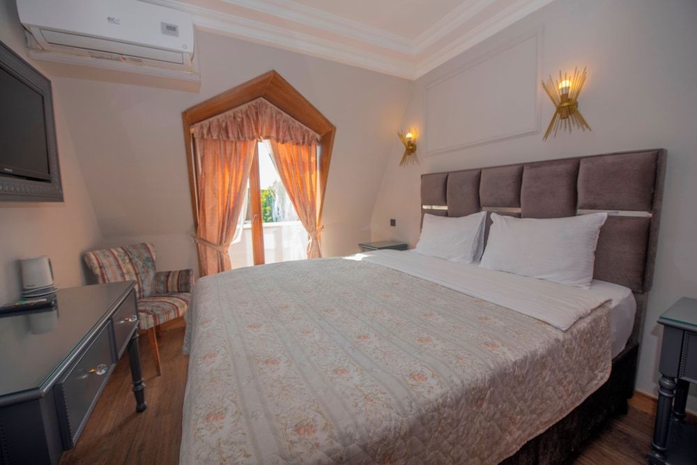 undefined Hotel Daphne - Special Class 5