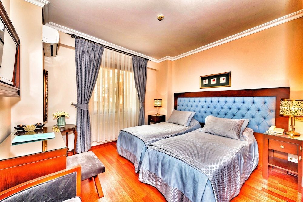 Hotel Daphne - Special Class Standard Double Room, 1 Double or 2 Twin Beds 5