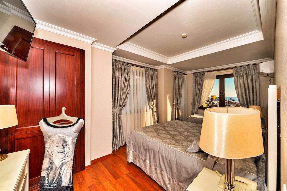 Hotel Daphne - Special Class Standard Double Room, 1 Double or 2 Twin Beds 6