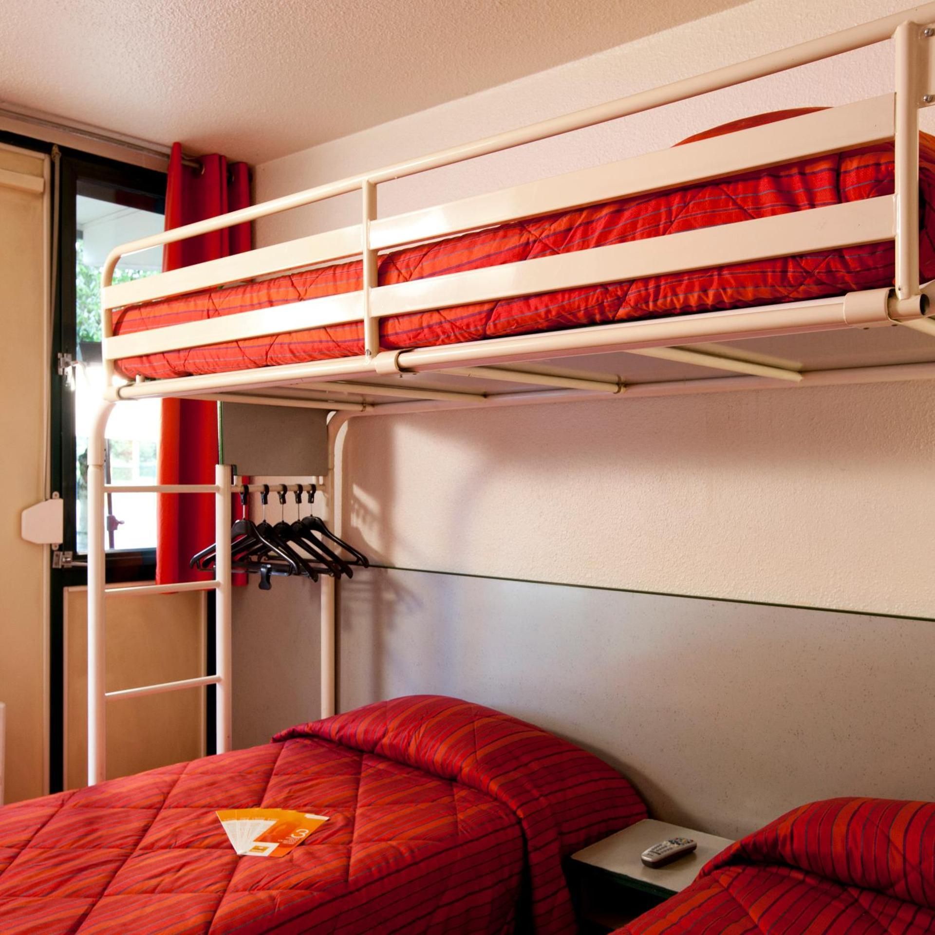 Triple Room - 3 Single Beds