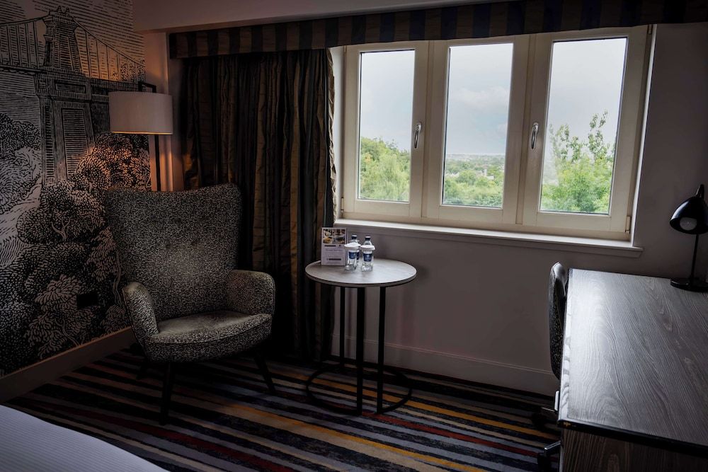 DoubleTree by Hilton Hotel Bristol South - Cadbury House Twin Room 16
