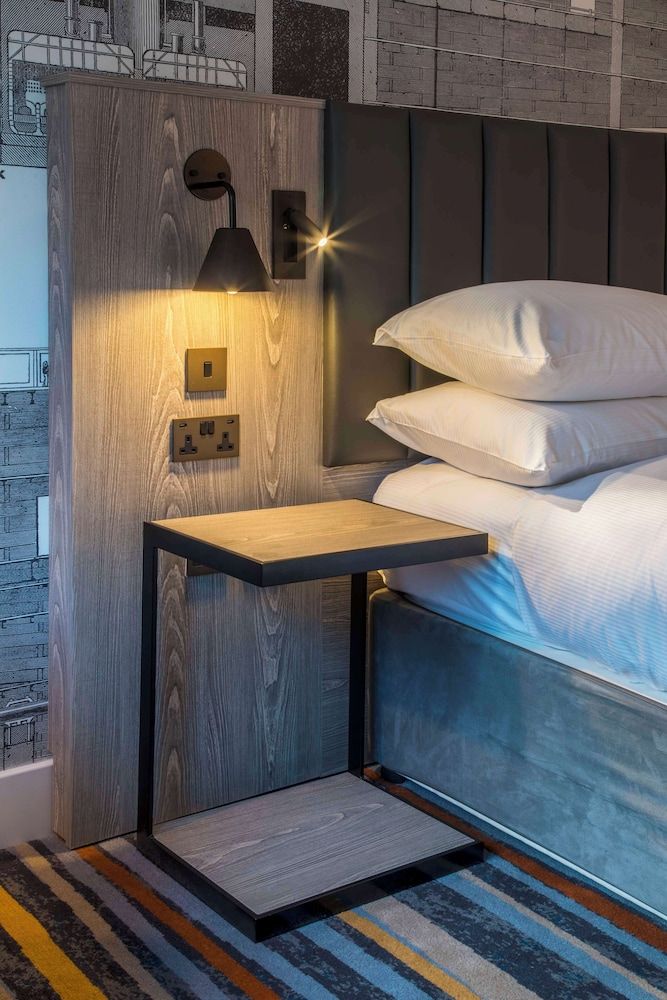 DoubleTree by Hilton Hotel Bristol South - Cadbury House Twin Room 15