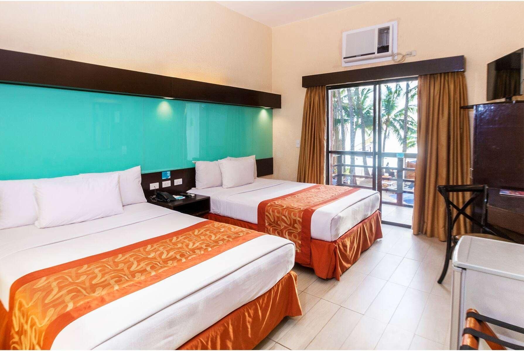 undefined Microtel by Wyndham Boracay 10